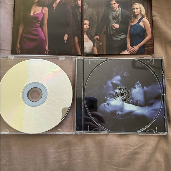The vampire, diaries, official soundtrack, rare, mint condition - Picture 5 of 6